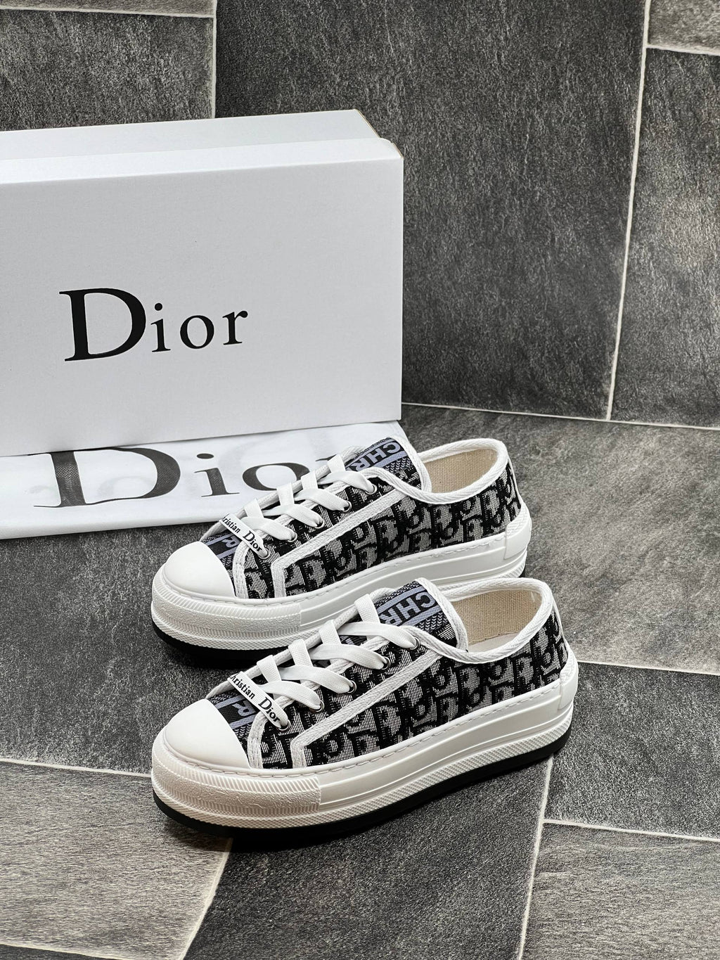 Walk'n'Dior Platform Sneakers Black